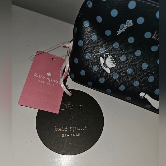 Kate Spade x Disney Alice In Wonderland Limited Edition Cosmetic Bag BNWTS - Picture 2 of 3